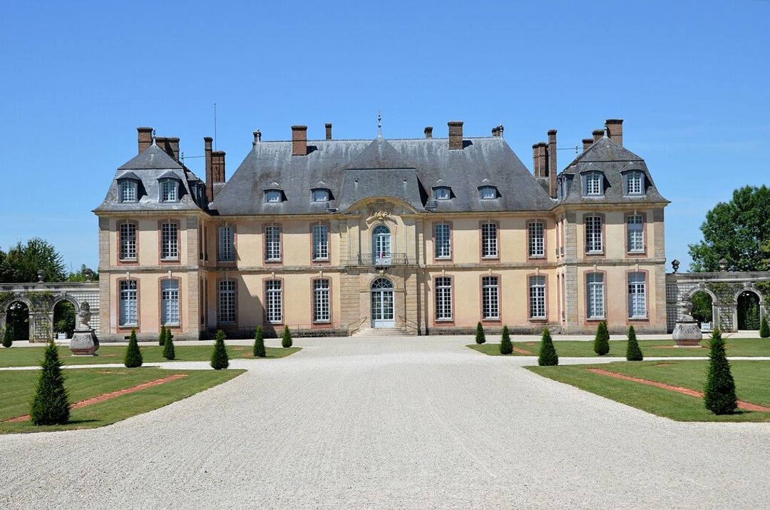 Öffnen Sie das Institutionsbild im Vollbildmodus