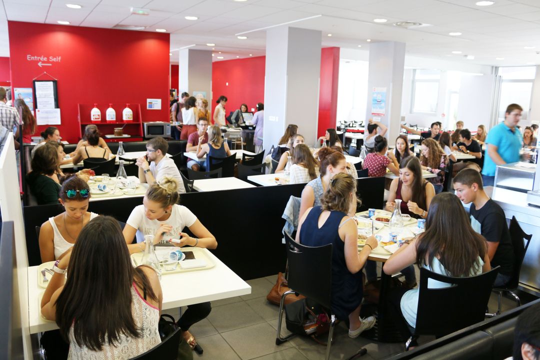 Ouvrir l'image de l'établissement en plein écran