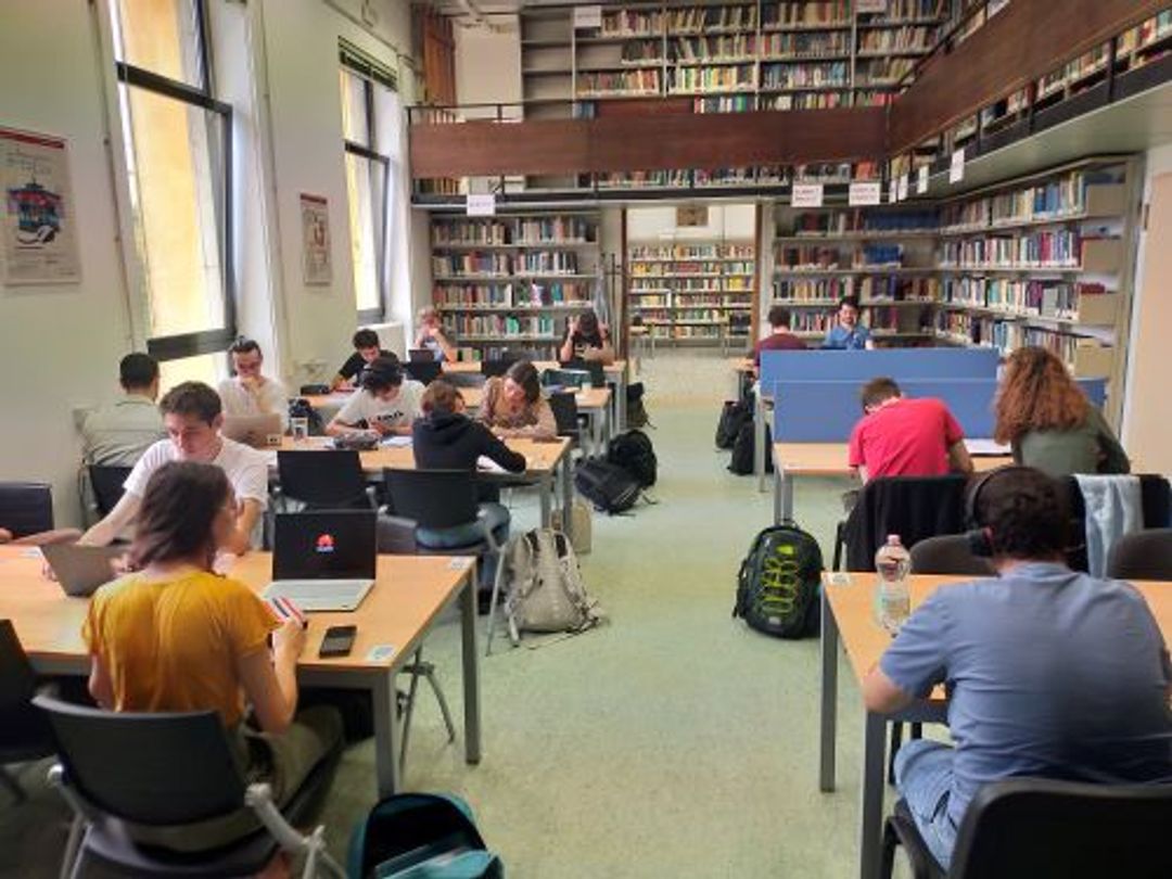 Ouvrir l'image de l'établissement en plein écran
