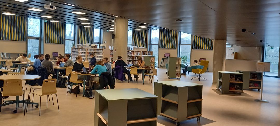 Abra a imagem da instituição em tela cheia