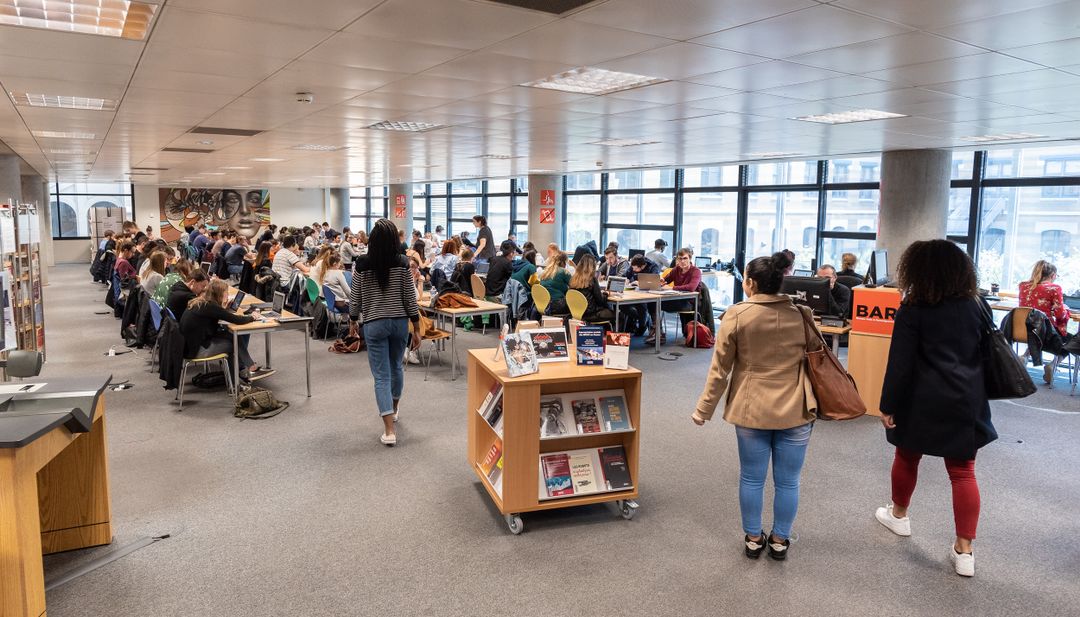 Ouvrir l'image de l'établissement en plein écran